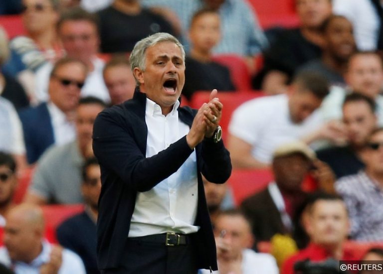 Manchester United vs Tottenham Hotspur: Mourinho on his last legs