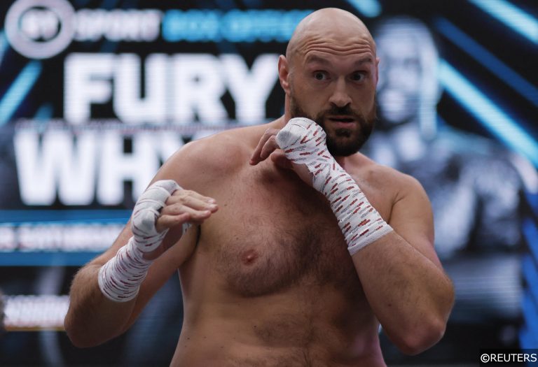 Tyson Fury vs Dillian Whyte predictions & tips with 29/1 undercard acca!